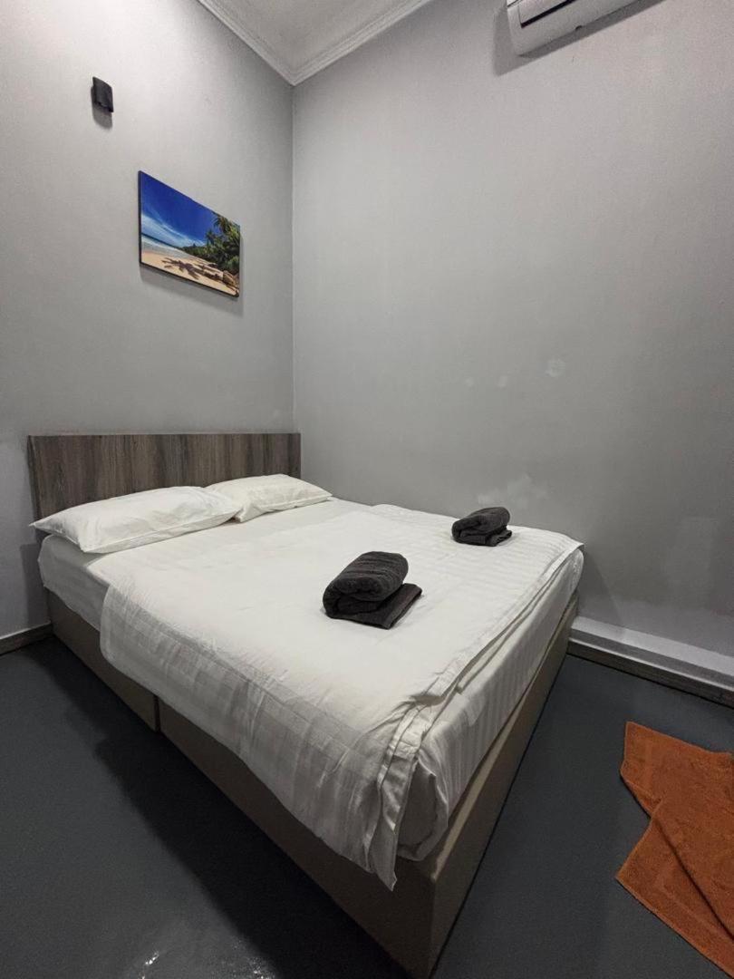 The Room Inn - Pasir Panjang Kampung Kuala Besut Eksteriør bilde