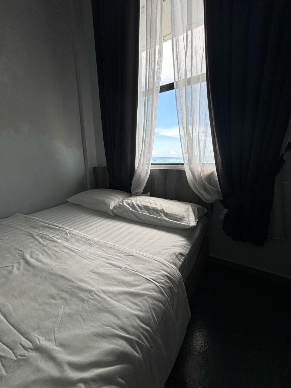 The Room Inn - Pasir Panjang Kampung Kuala Besut Eksteriør bilde